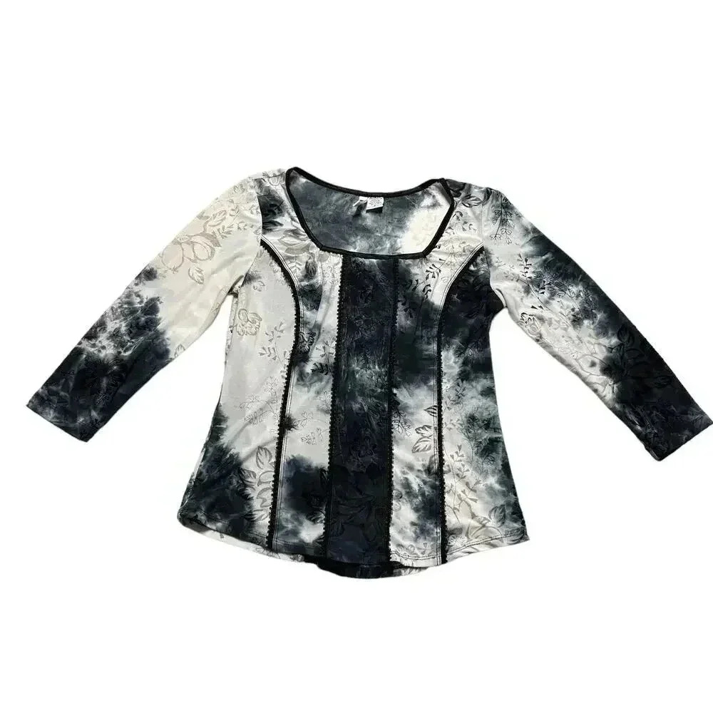 White and black micro mesh floral tie dye half sleeve top women’s small witchy
